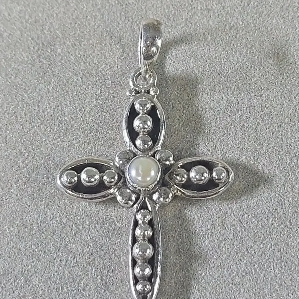 Vintage Silpada Sterling Pearl Cross Pendant Retired S0971 - Picture 2 of 5